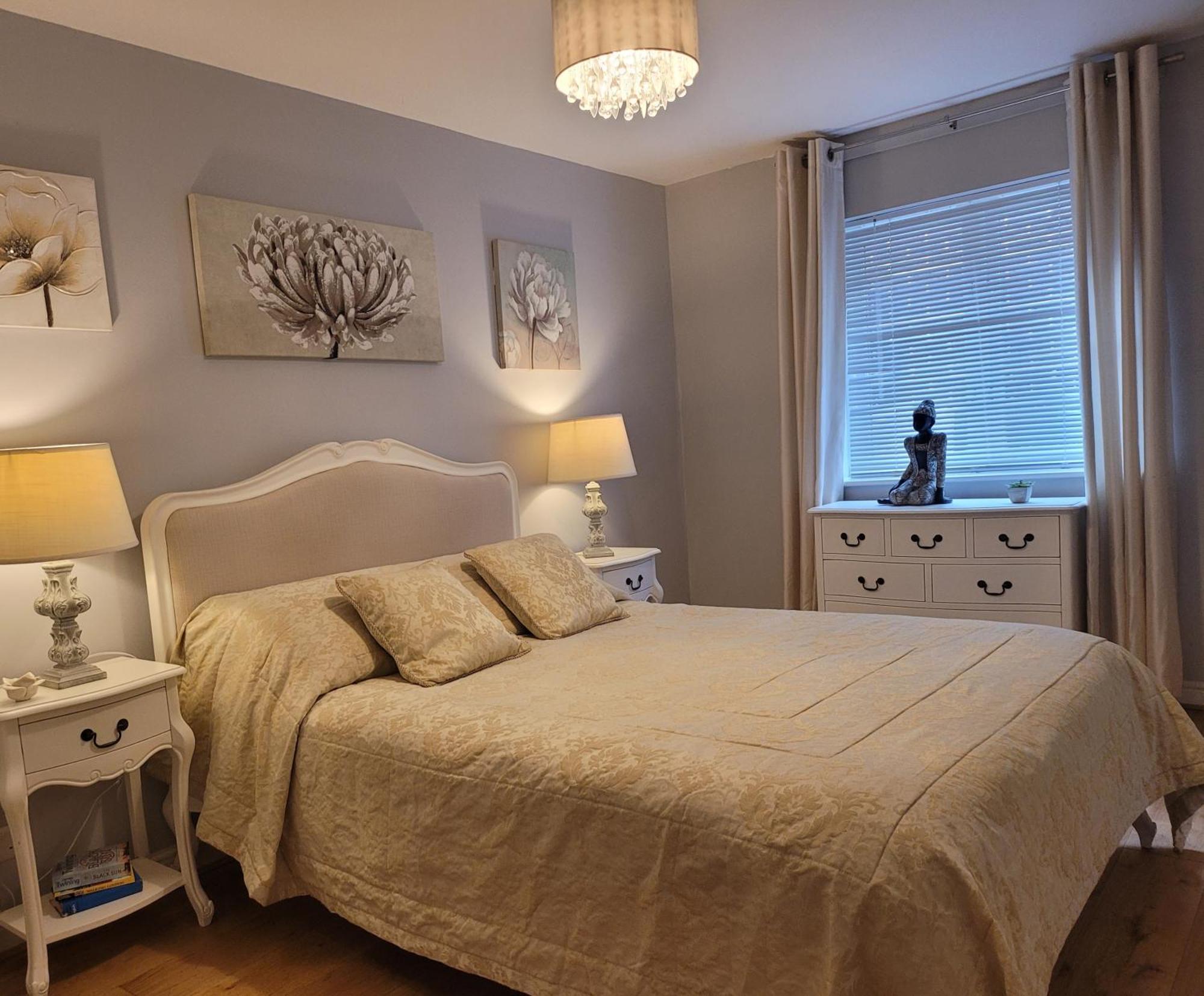 Three Bedroom Apartment By Beautiful Park Londen Buitenkant foto