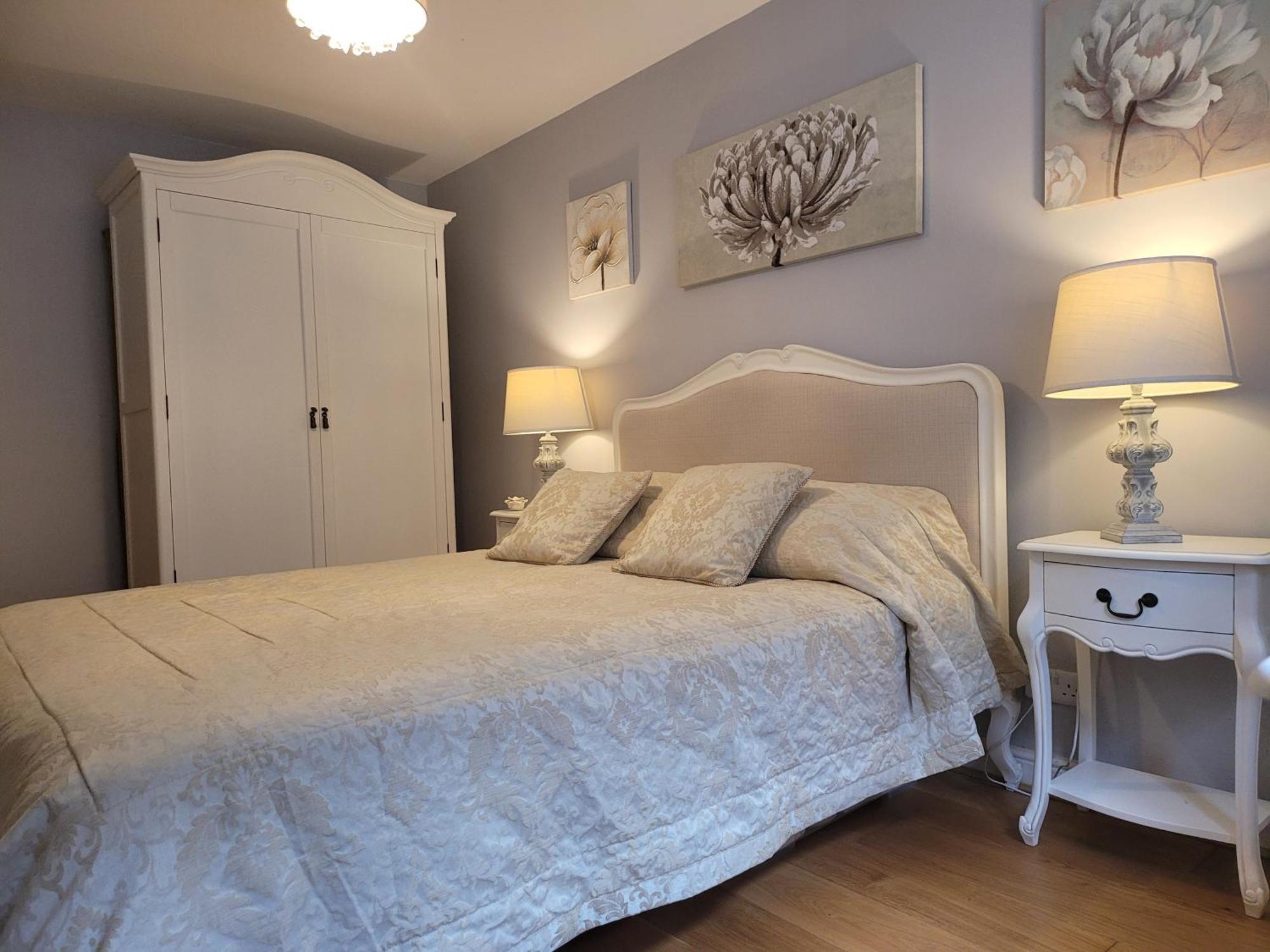 Three Bedroom Apartment By Beautiful Park Londen Buitenkant foto
