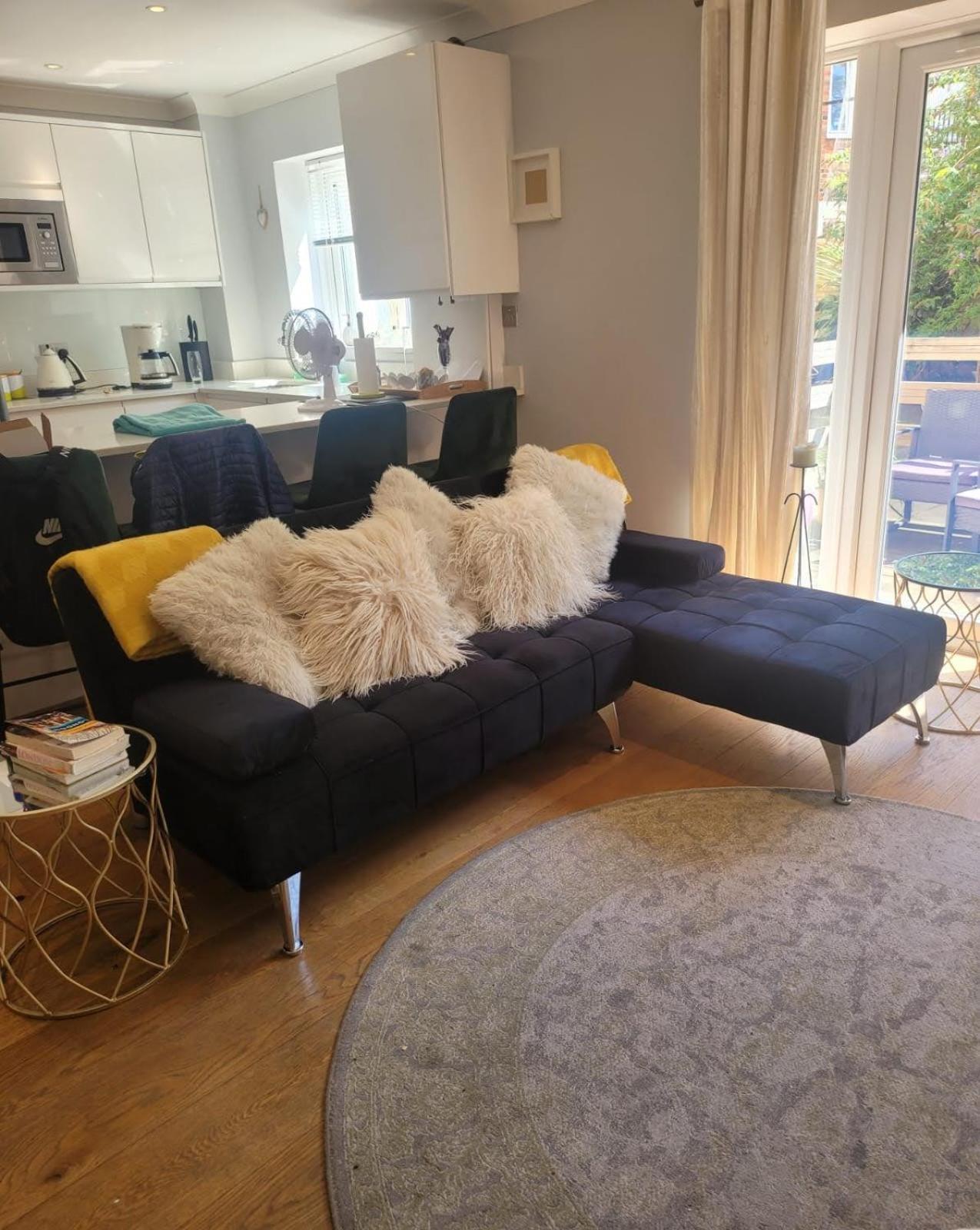 Three Bedroom Apartment By Beautiful Park Londen Buitenkant foto
